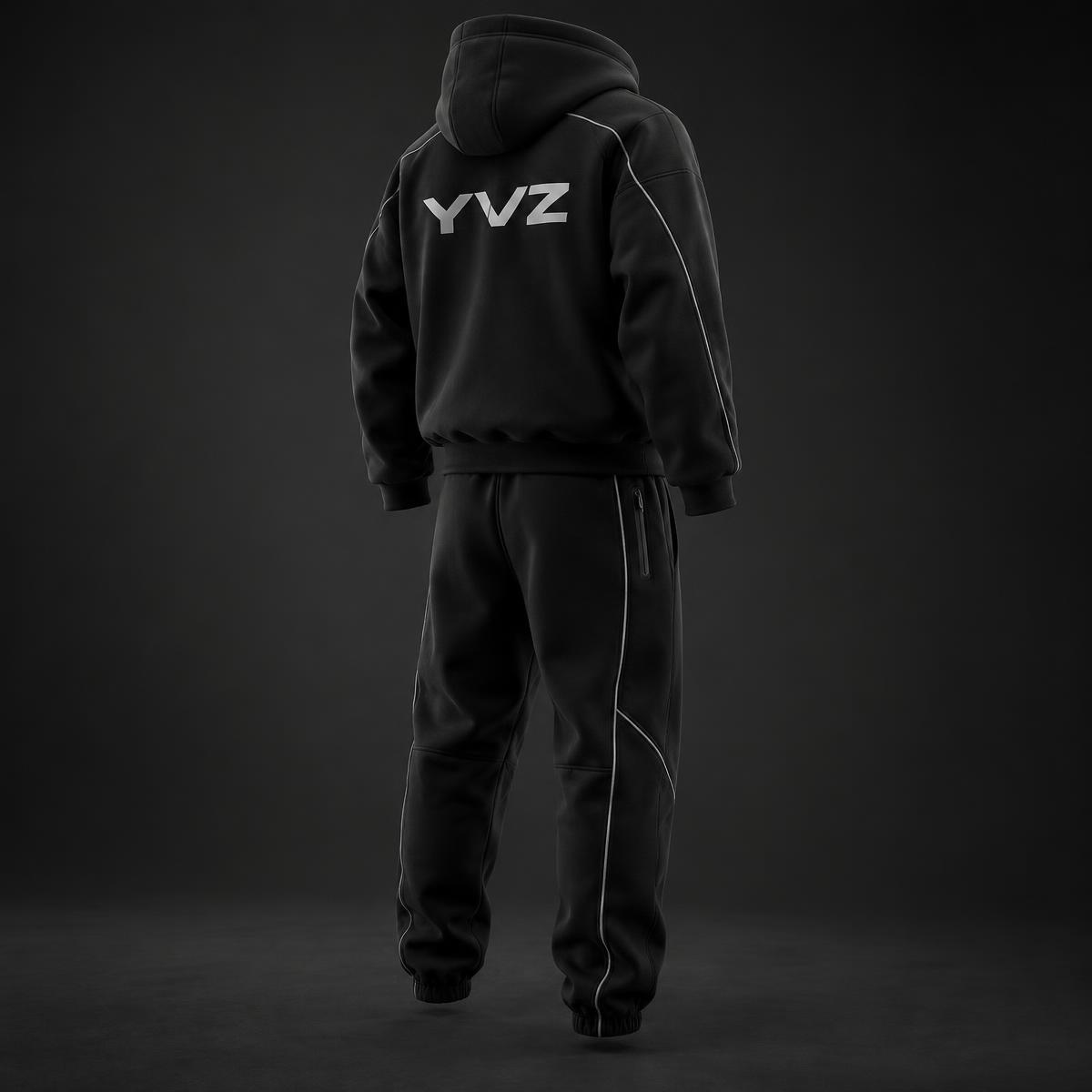 YVZ trainingspak vrijstaand aan de achterzijde